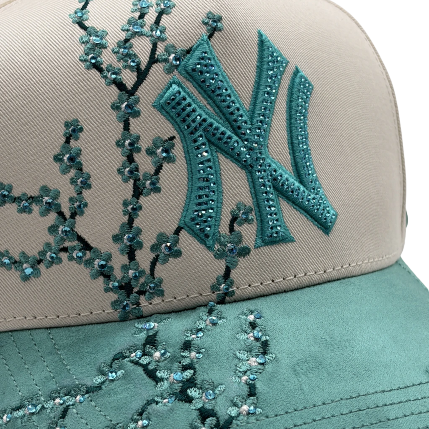 GORRA BIG BOSS // SAKURA AQUA