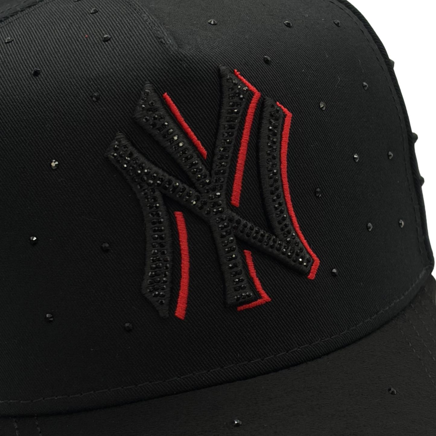 GORRA BIG BOSS // NY CRISTALES RED