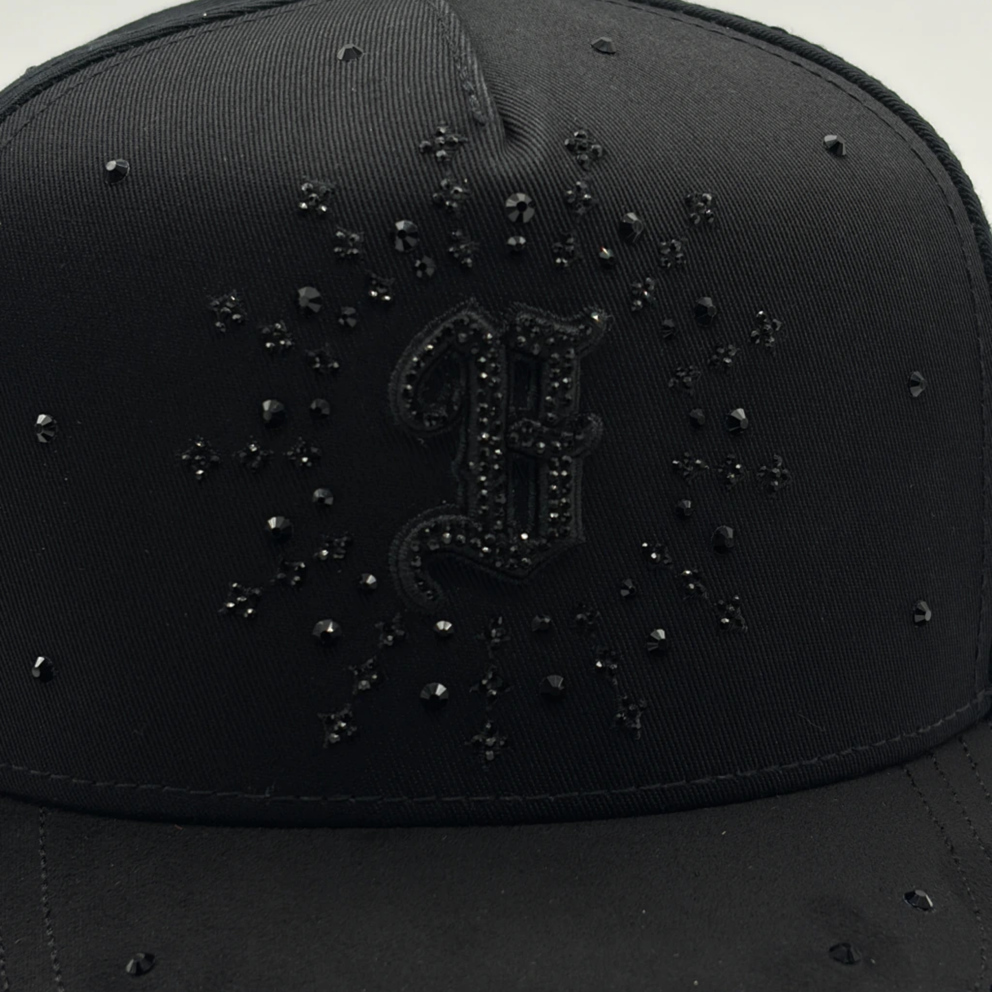 GORRA BIG BOSS // B CRYSTAL BLACK