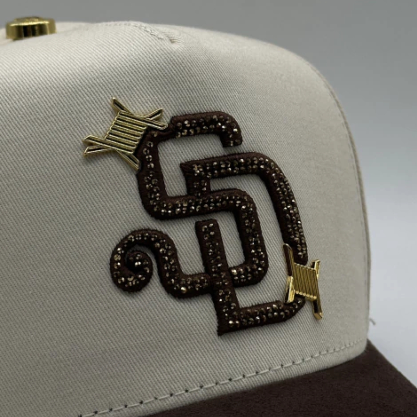 BIG BOSS//SAN DIEGO CRYSTAL BEIGE