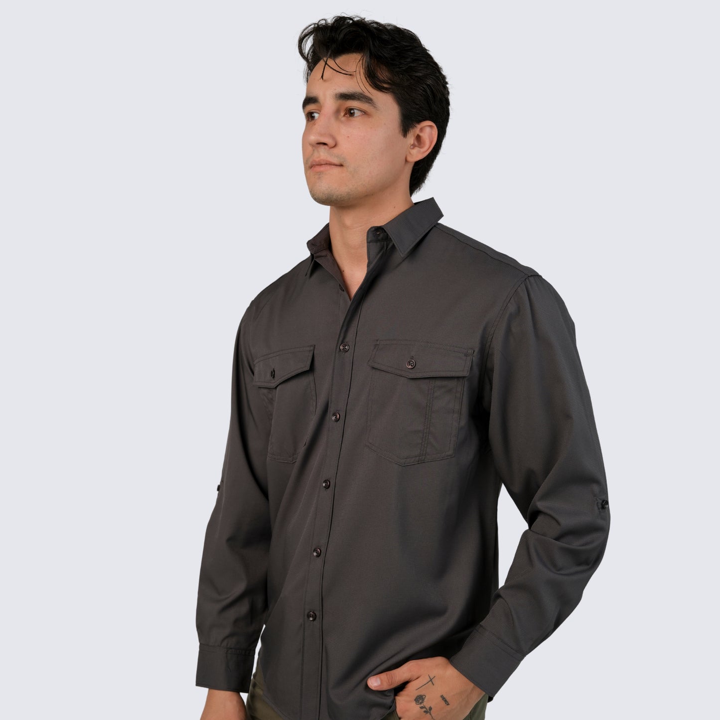 Camisa Huggo Valentino manga larga tipo pescador HVLS114-02