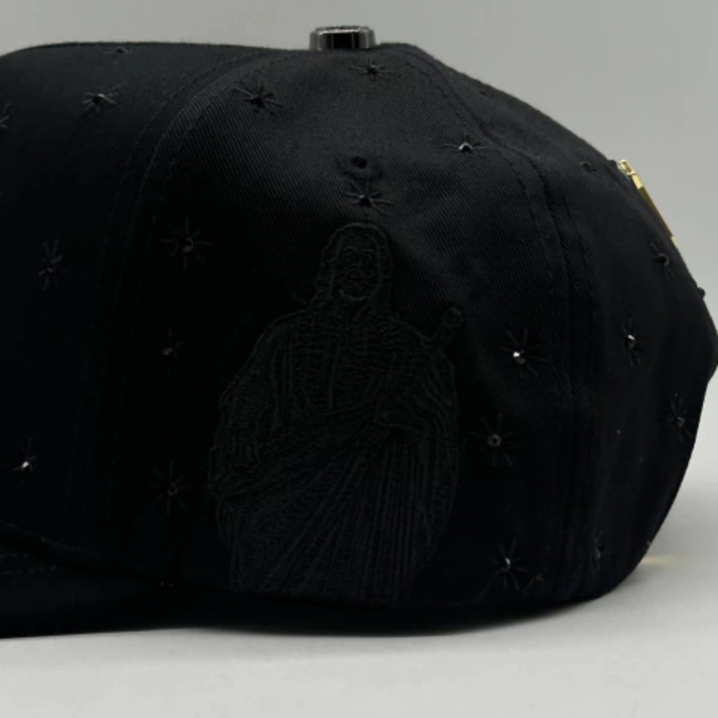 BIG BOSS// SAN JUDAS CRISTAL BLACK