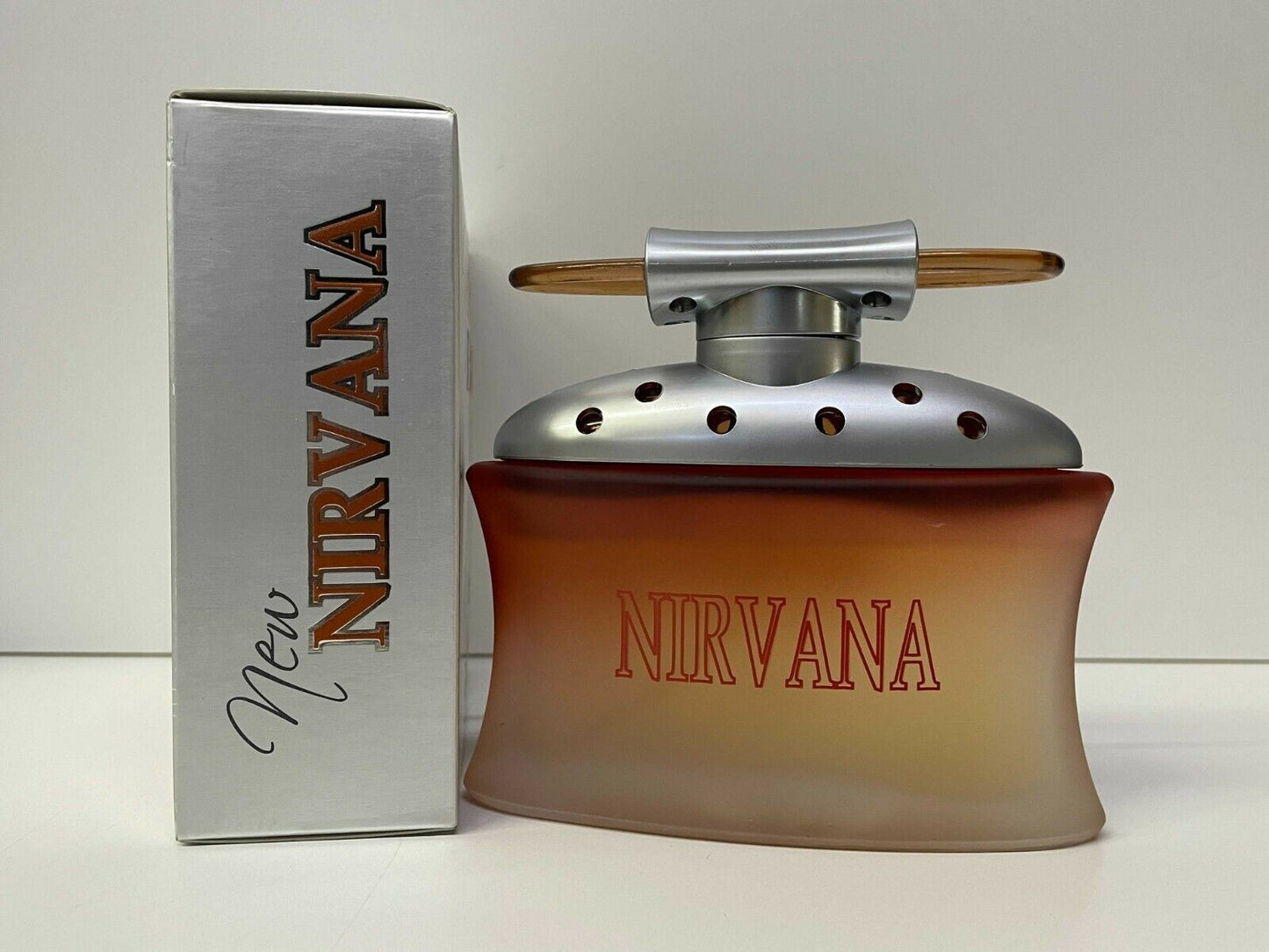 Perfume para Mujer Sex in The City NEW NIRVANA 100ml EDP
